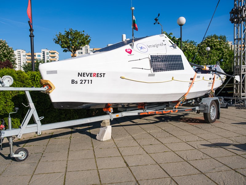The Neverest rowing boat <br/> 